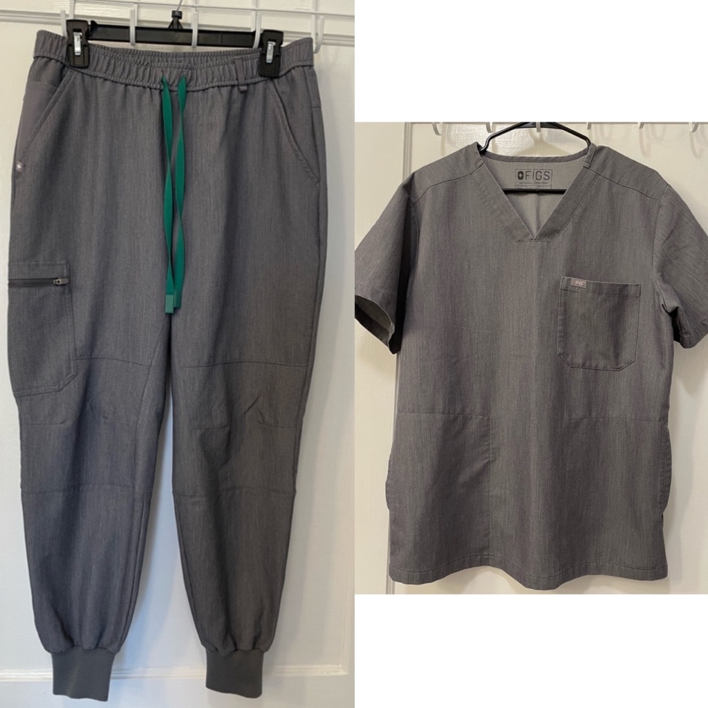 Figs Gray Scrub Set With Green Drawstring